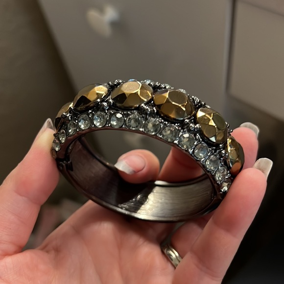 Bracelet cuff with rhinestones - Picture 3 of 3